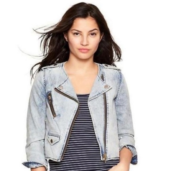 🆕️GAP Denim Jacket - Picture 1 of 7